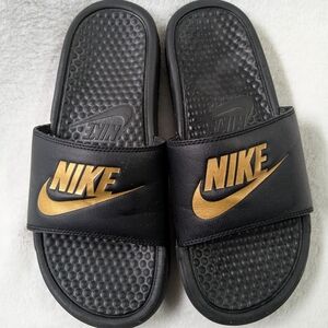 Men's Nike Black Slides with Gold Logo Size 6